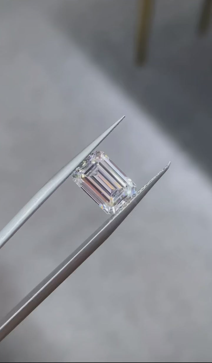Emerald cut lab grown diamonds
