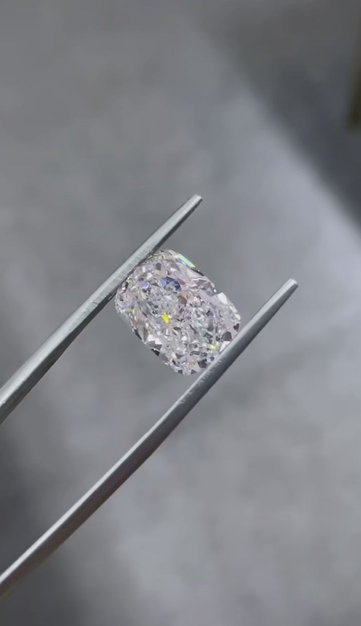 Cushion cut lab grown diamonds